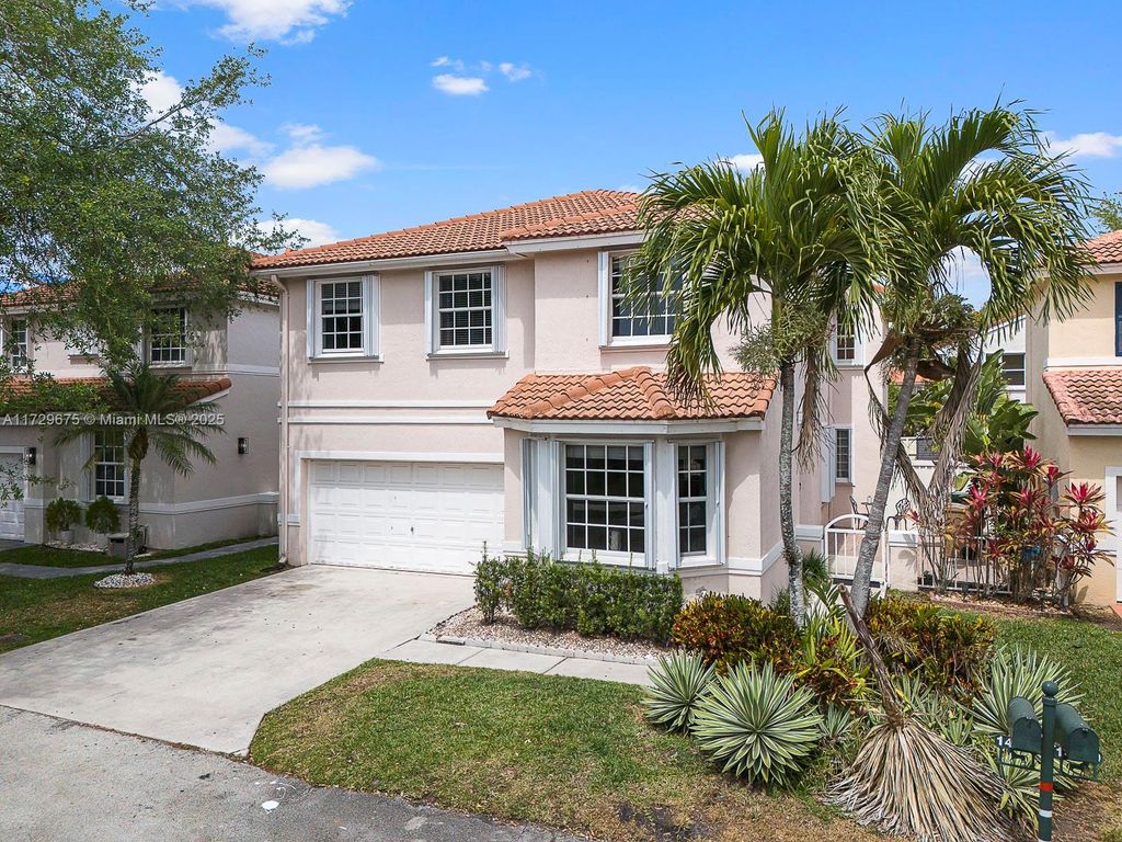 Photo of 14983 SW 51st St, Davie, FL 33331 (MLS # A11729675)