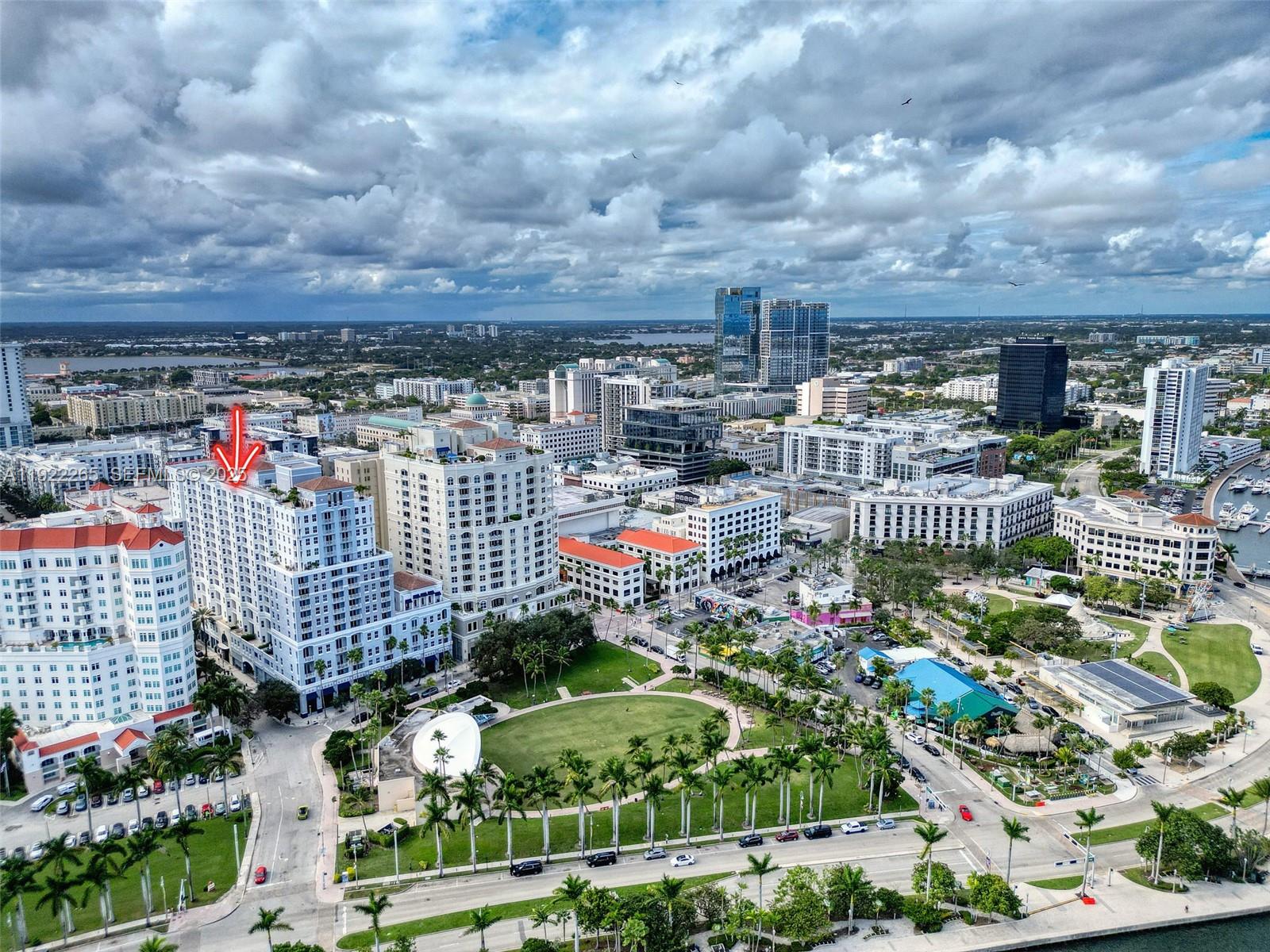 STRAND CONDO - Residential