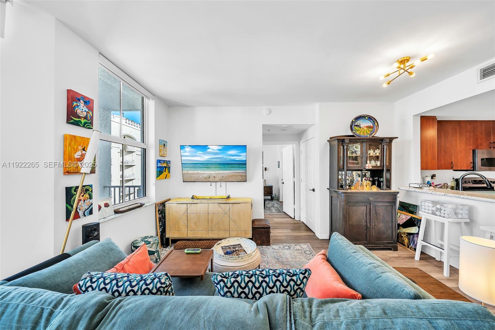 STRAND CONDO - Residential