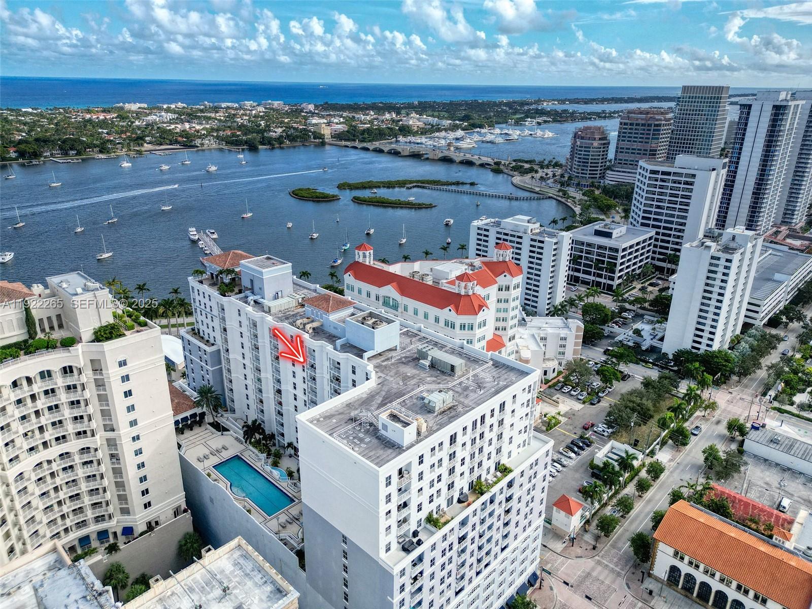 STRAND CONDO - Residential