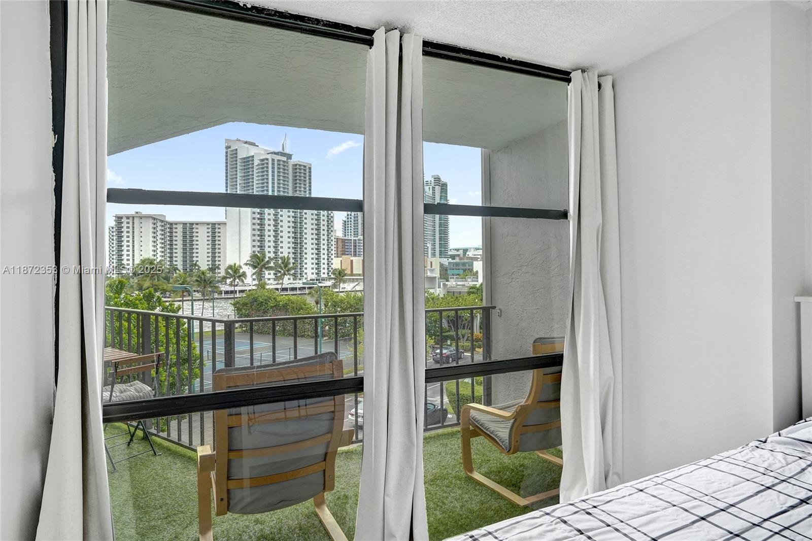 OCEANVIEW PARK CONDO - Residential