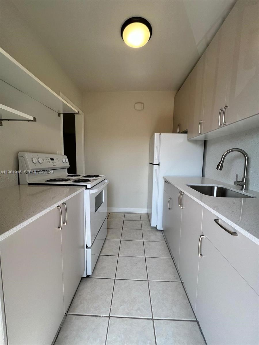 SILVER BLUFF ESTS-SEC A - Residential Lease