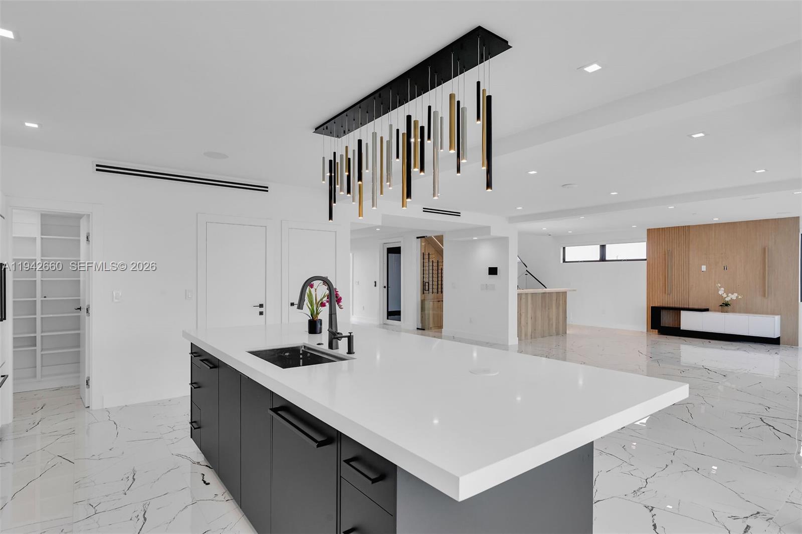 LAKE SURPRISE ESTATES - Residential