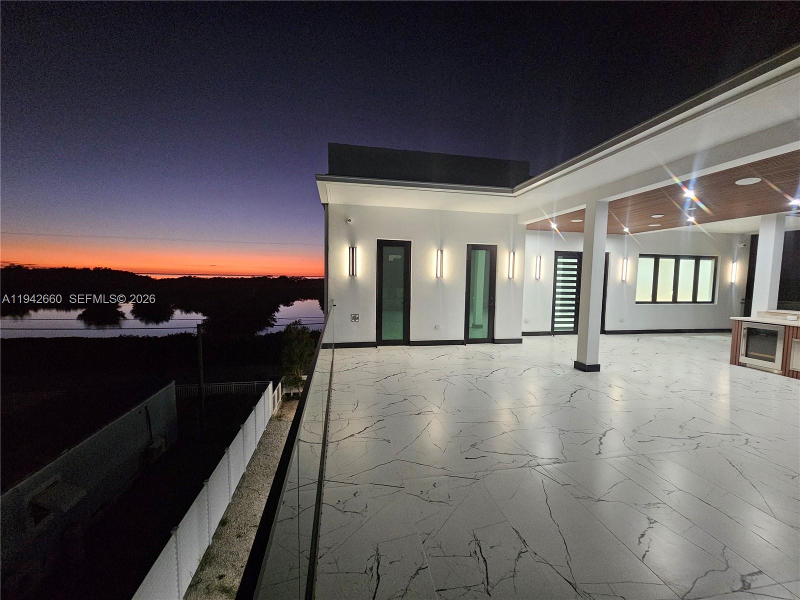 LAKE SURPRISE ESTATES - Residential