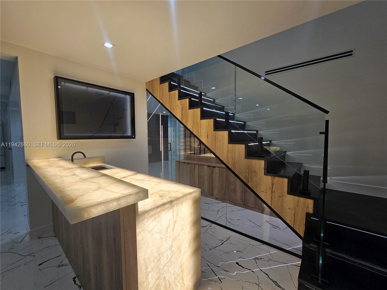 LAKE SURPRISE ESTATES - Residential