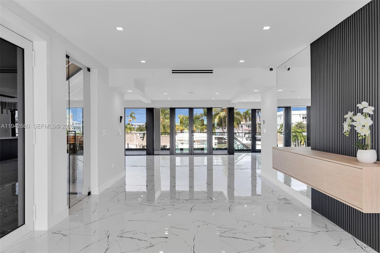 LAKE SURPRISE ESTATES - Residential