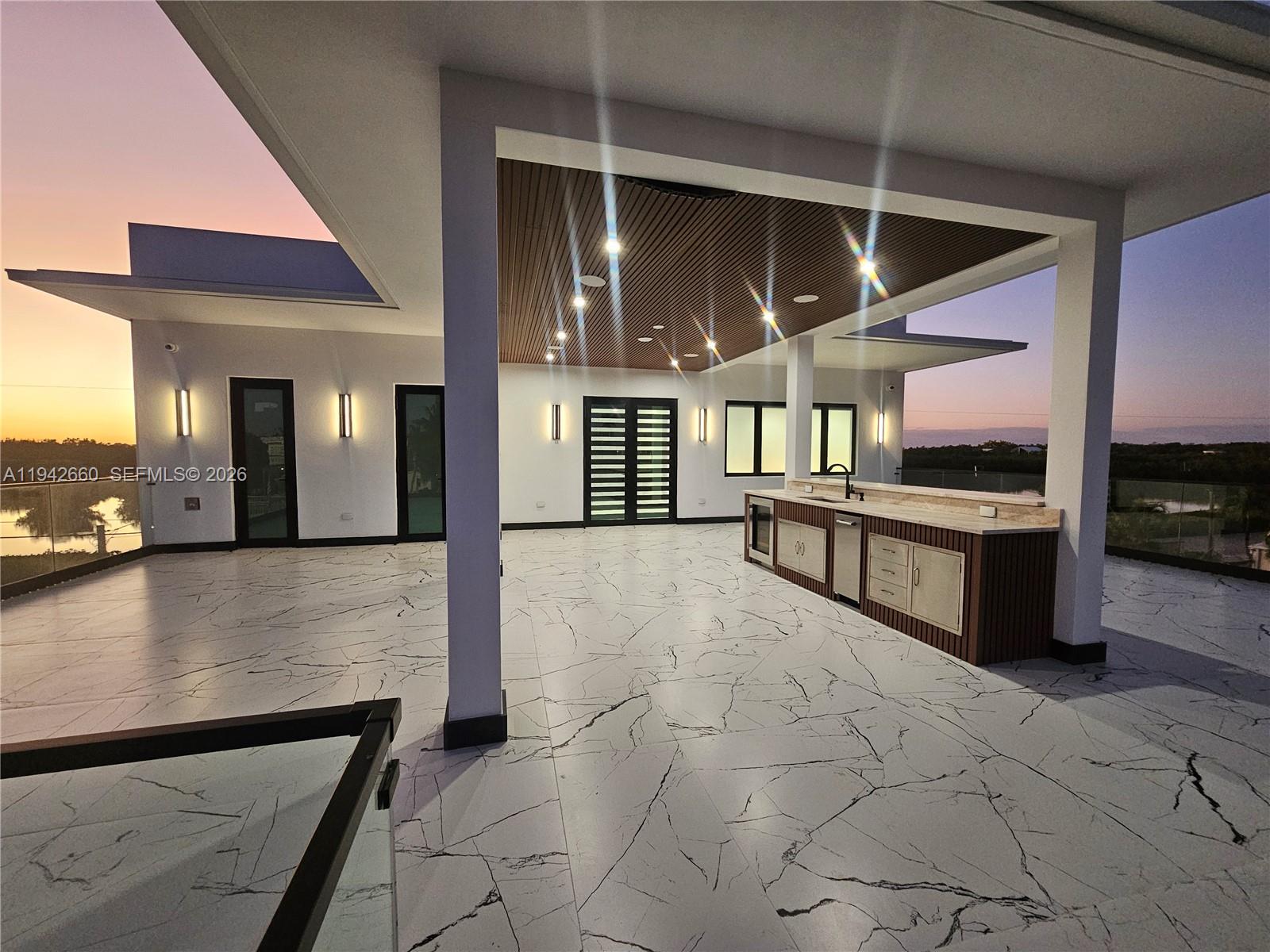 LAKE SURPRISE ESTATES - Residential