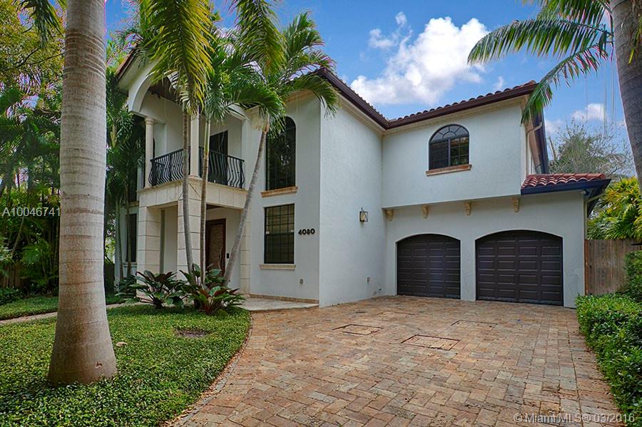 2007 w/upgrades.High ceilings,designer lighting for art display.Sleek glass,S steel/wood staircase is the focal point of the open living areas.Beautiful kitchen w/wood/granite & SS GE Monogram appls open to breakfast,family rm & covered terrace,summer kit,mosaic pool/spa & deck.Downstairs bedroom suite + office or bedroom.Upstairs 3 en suite rms.Master features large walk ins,spa bath & terrace.Upstairs landing w/glass overlooking living area.Walk to Merrie Christmas Park.Street w/new multi million homes.