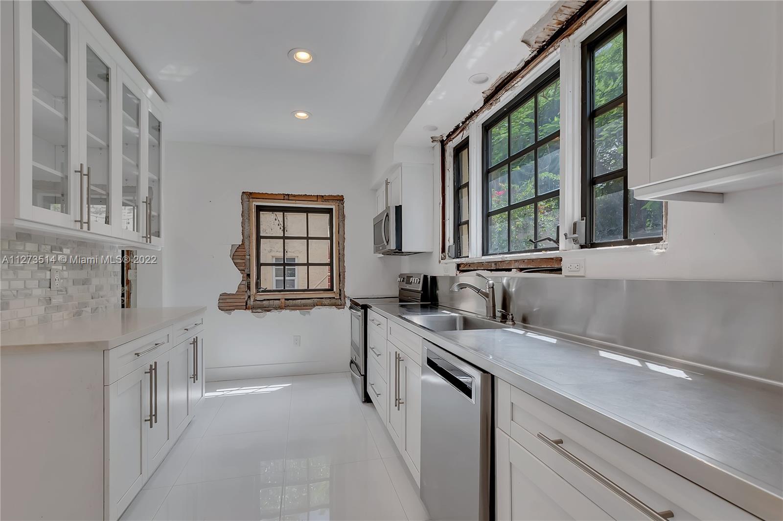 CORAL GABLES SEC B - Residential