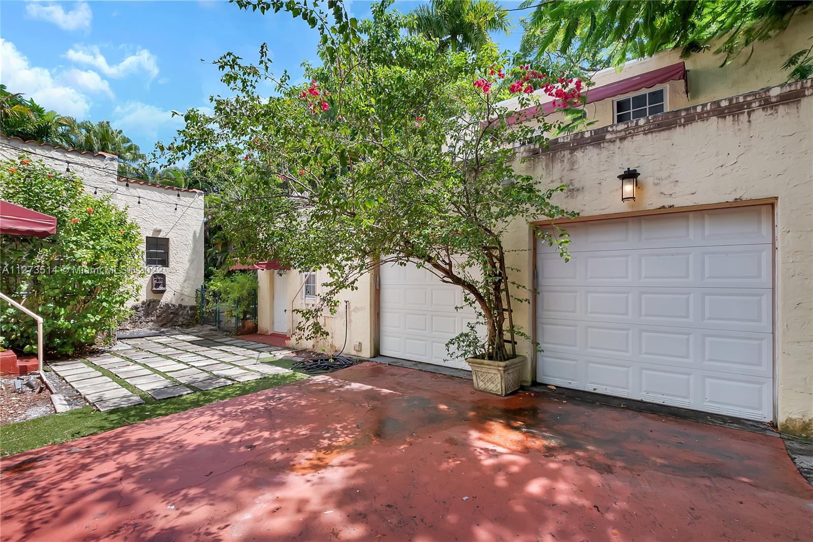 CORAL GABLES SEC B - Residential