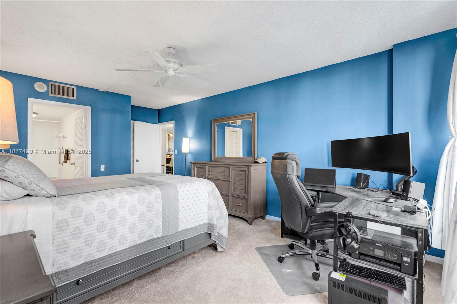 OLYMPUS CONDO PHASE - Residential