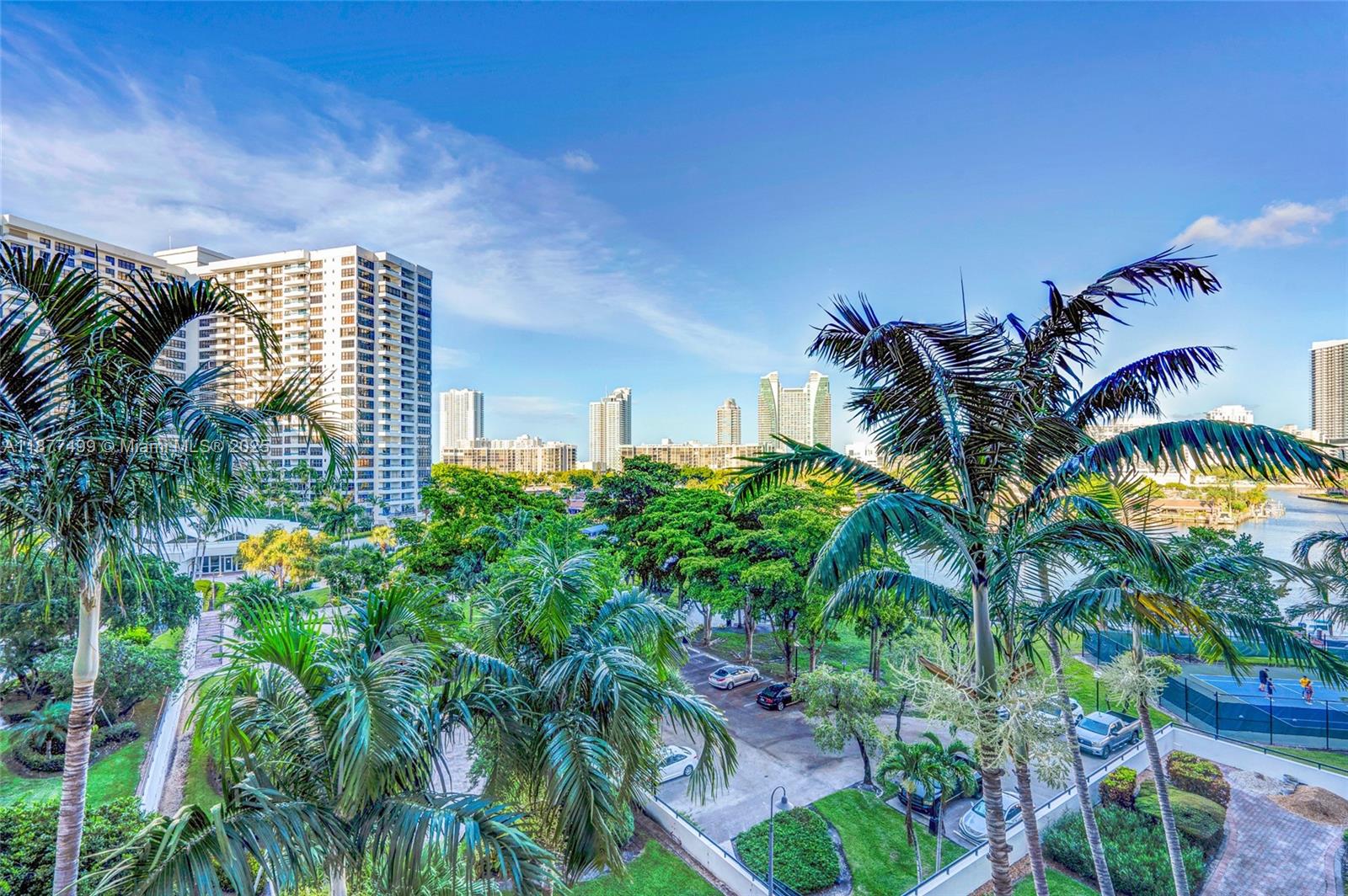 OLYMPUS CONDO PHASE - Residential