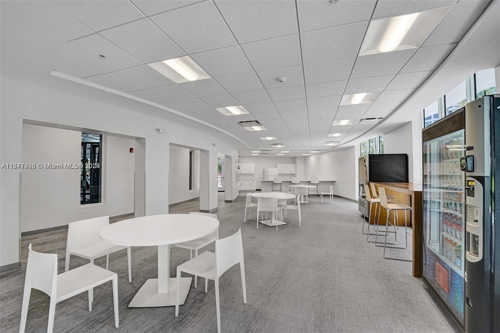 OLYMPUS CONDO PHASE - Residential