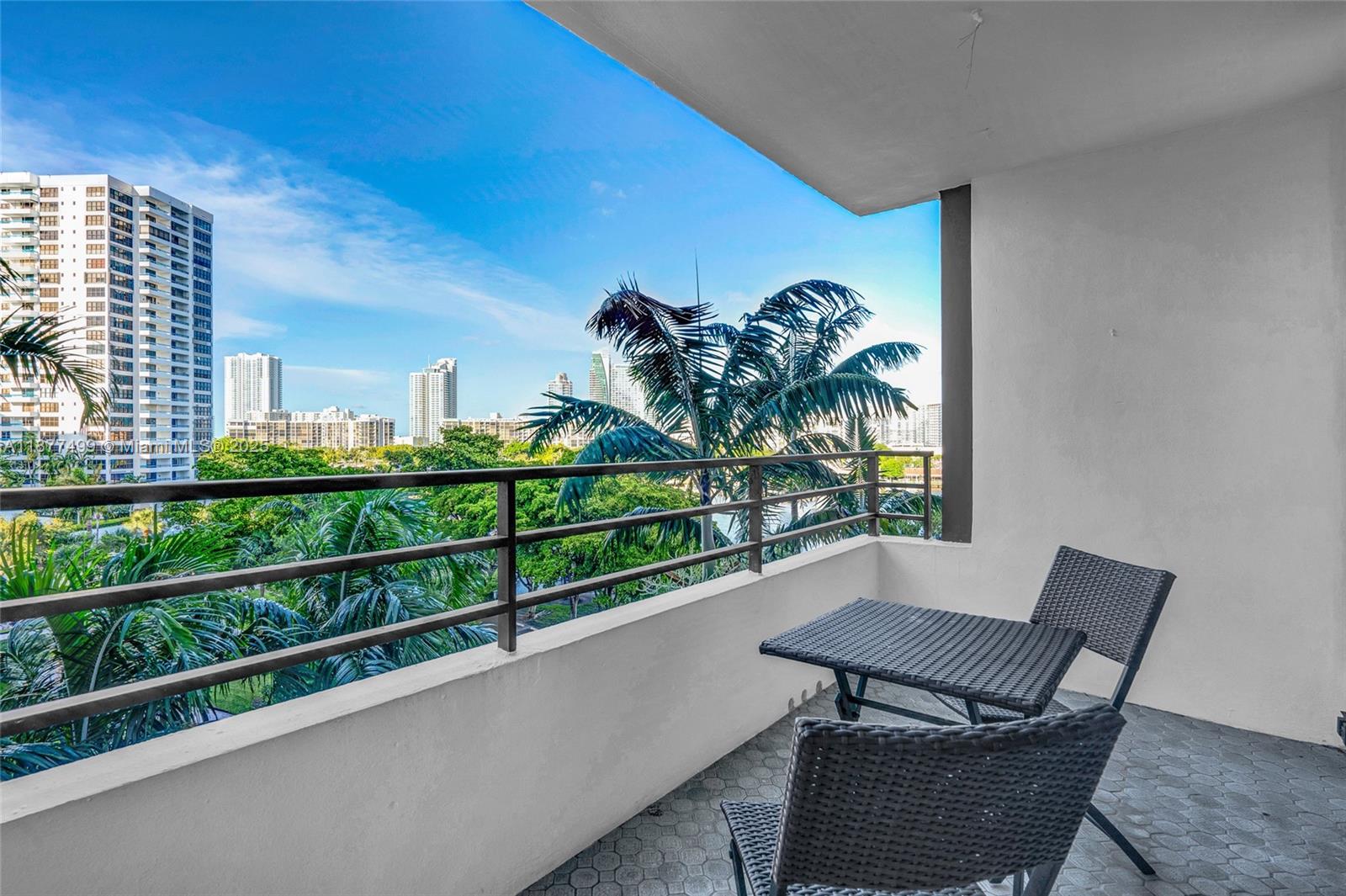 OLYMPUS CONDO PHASE - Residential