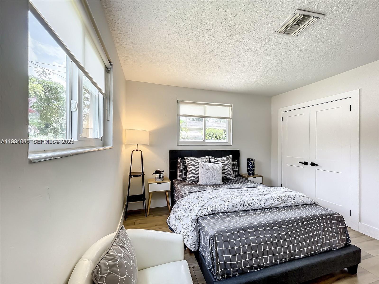 PLANTATION ISLES SEC 1 - Residential