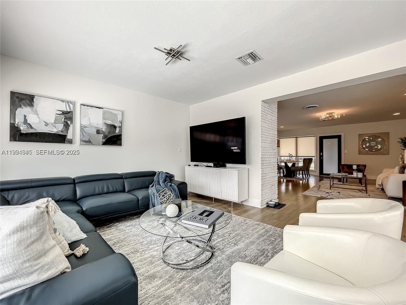 PLANTATION ISLES SEC 1 - Residential