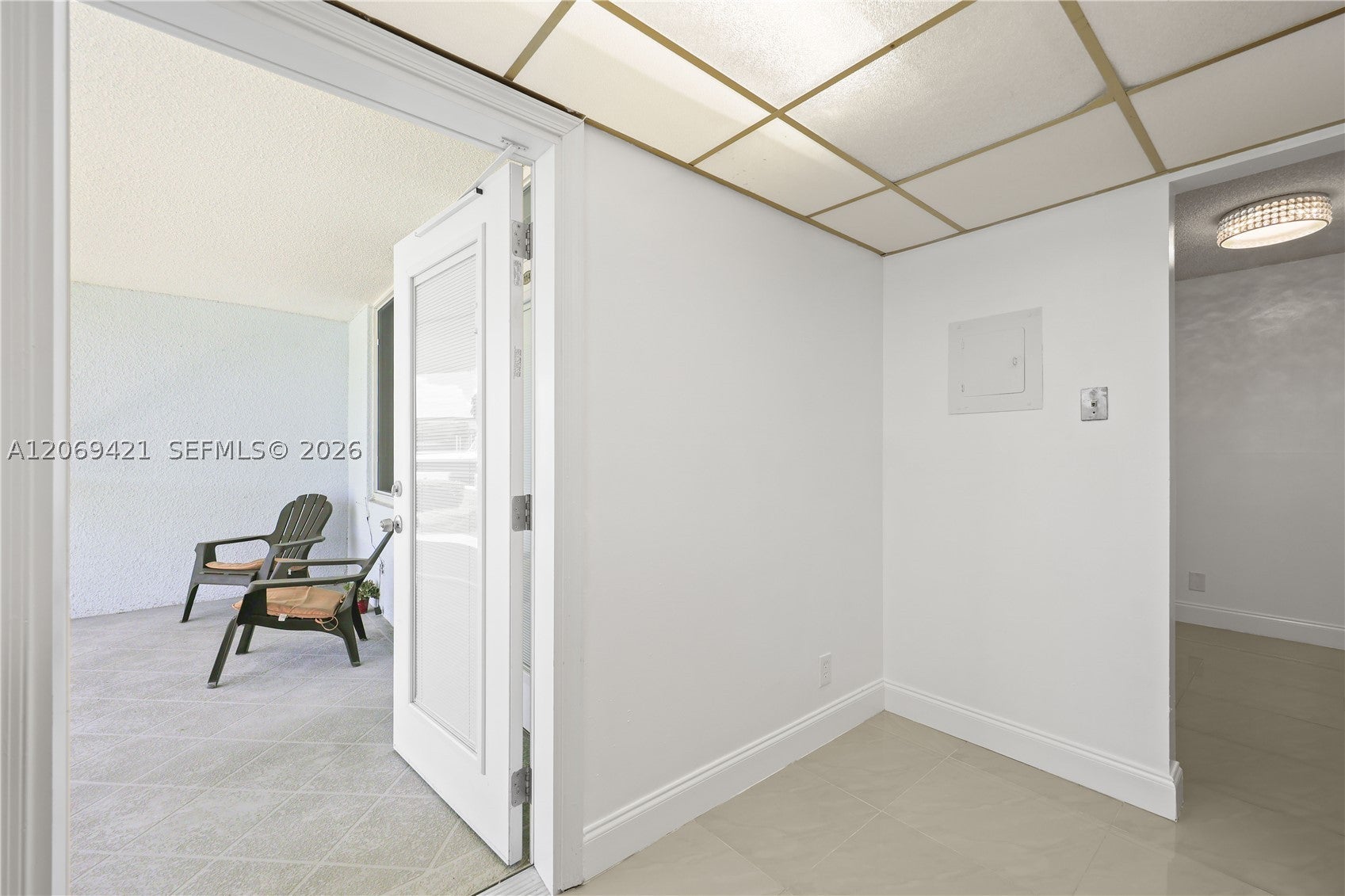 104 Paradise Harbour Blvd 114