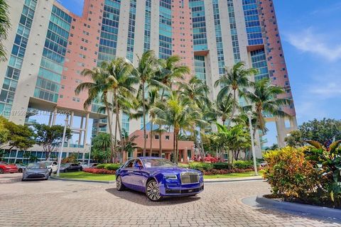 Photo of 3370 Hidden Bay Dr #1808, Aventura, FL 33180 (MLS # A11875593)