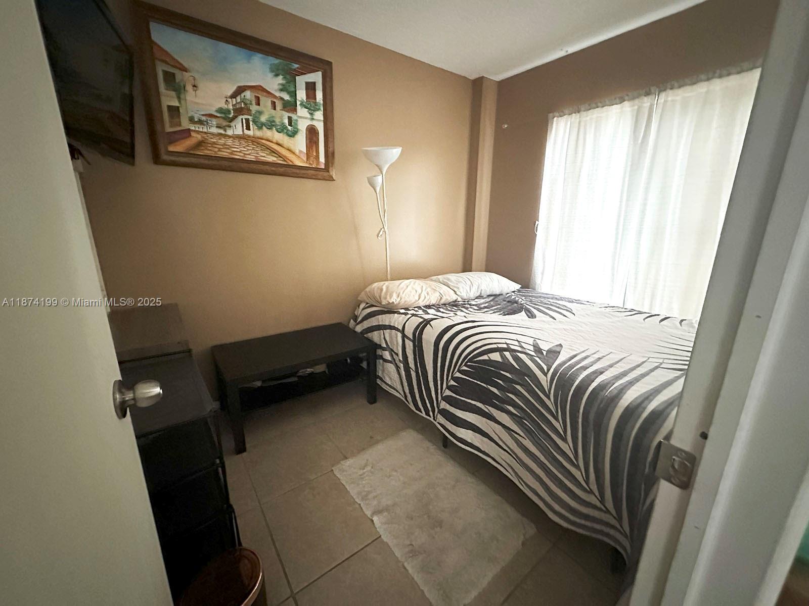 MANORS OF INVERRARY I-5 - Residential