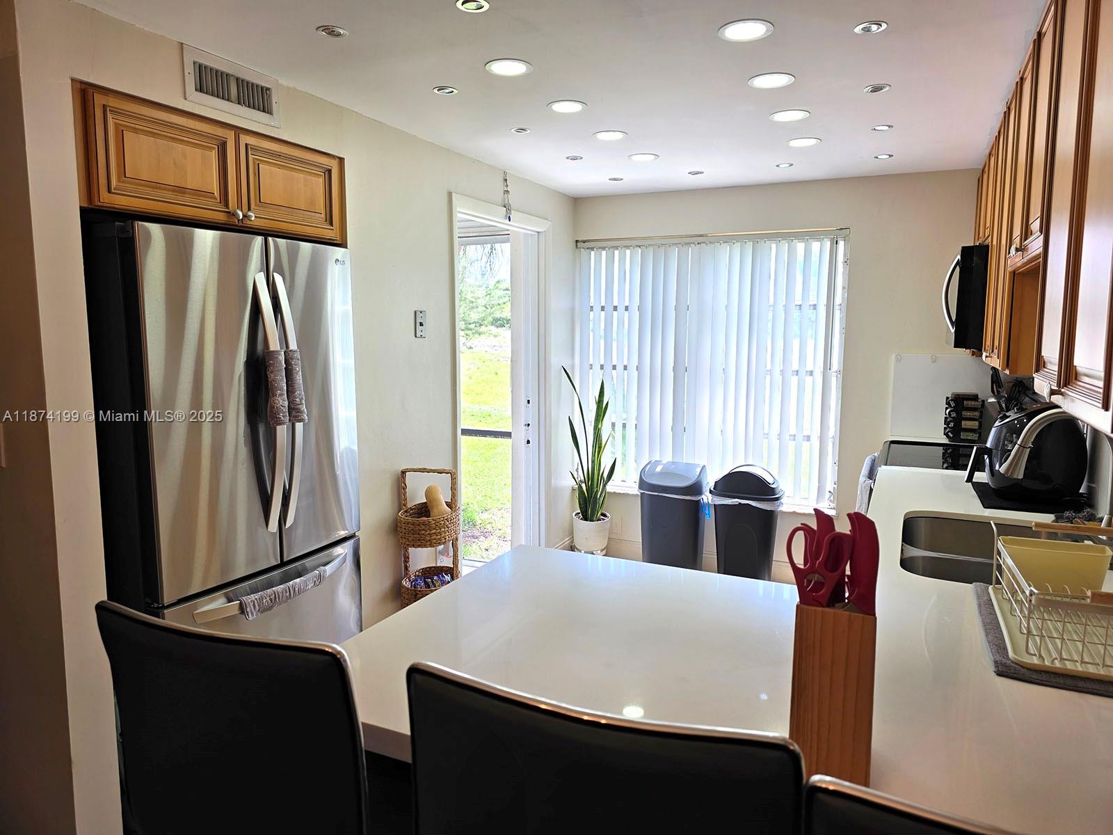 MANORS OF INVERRARY I-5 - Residential