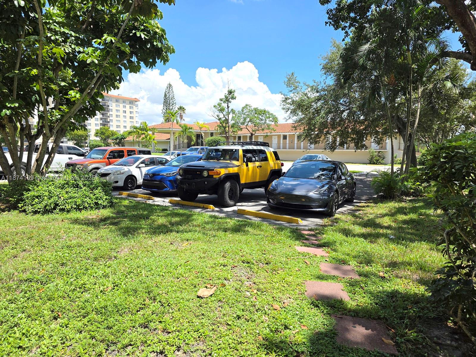 MANORS OF INVERRARY I-5 - Residential