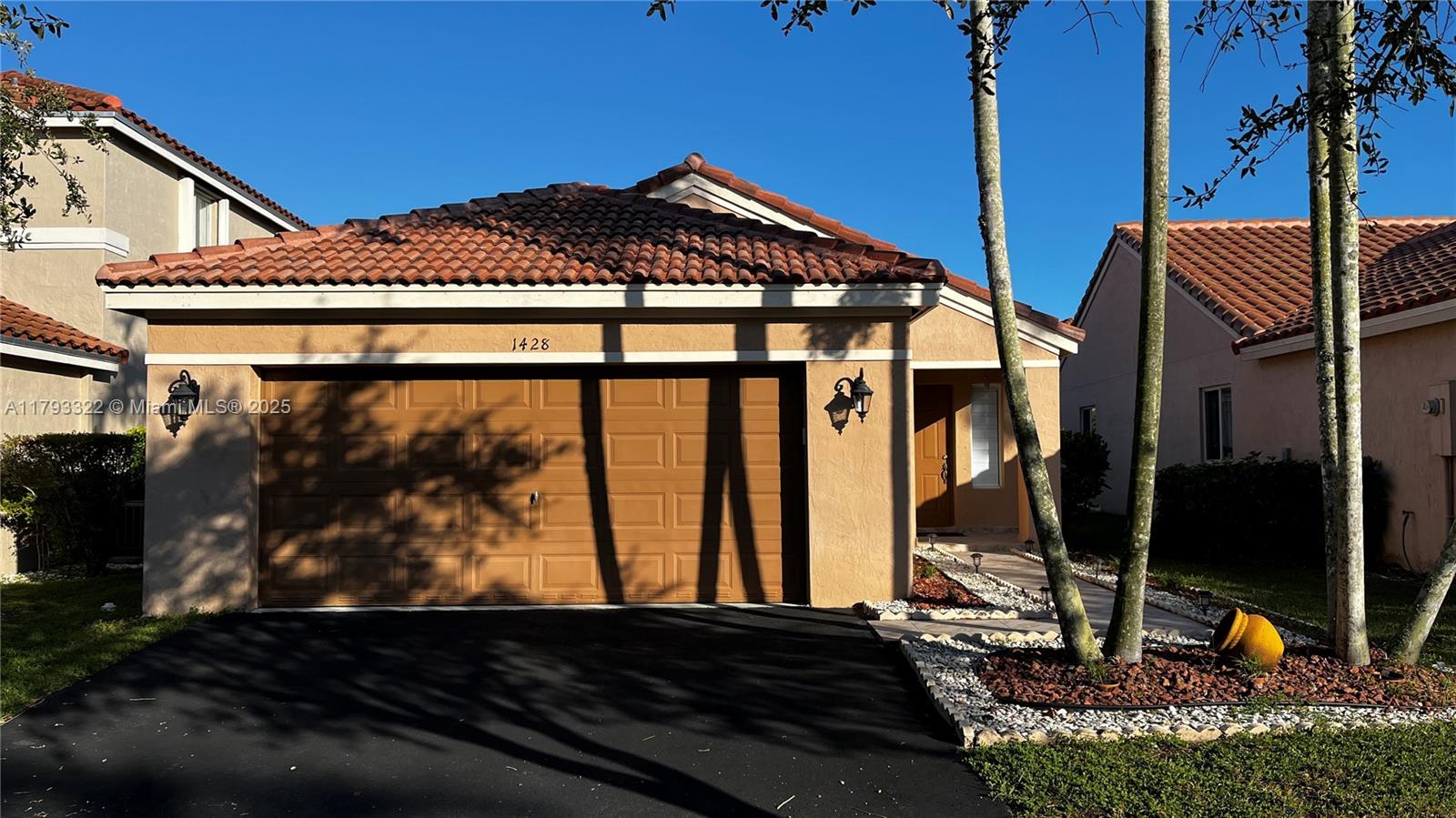 1428 Majesty Ter, Weston, Broward County, Florida - 3 Bedrooms  
2 Bathrooms - 