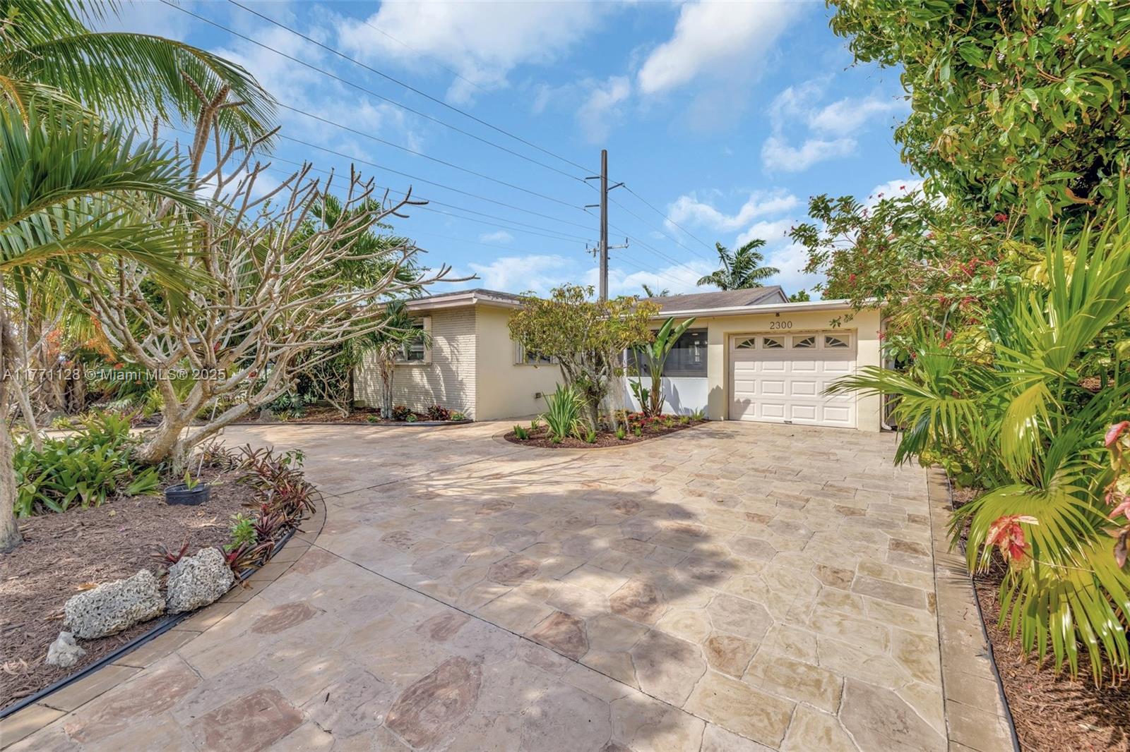 Property for Sale at 2300 N 57th Way, Hollywood, Broward County, Florida - Bedrooms: 3 
Bathrooms: 2  - $549,000