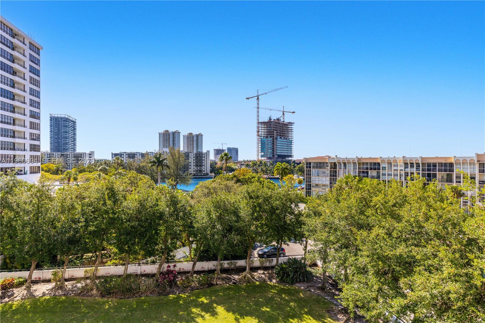 600 Three Islands Blvd 411