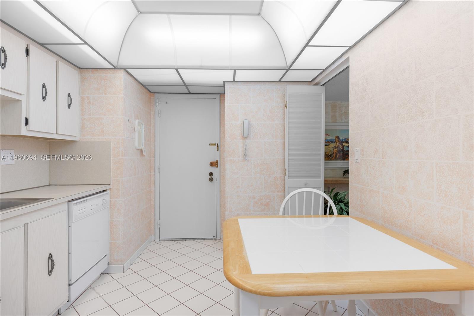 OLYMPUS CONDO - Residential