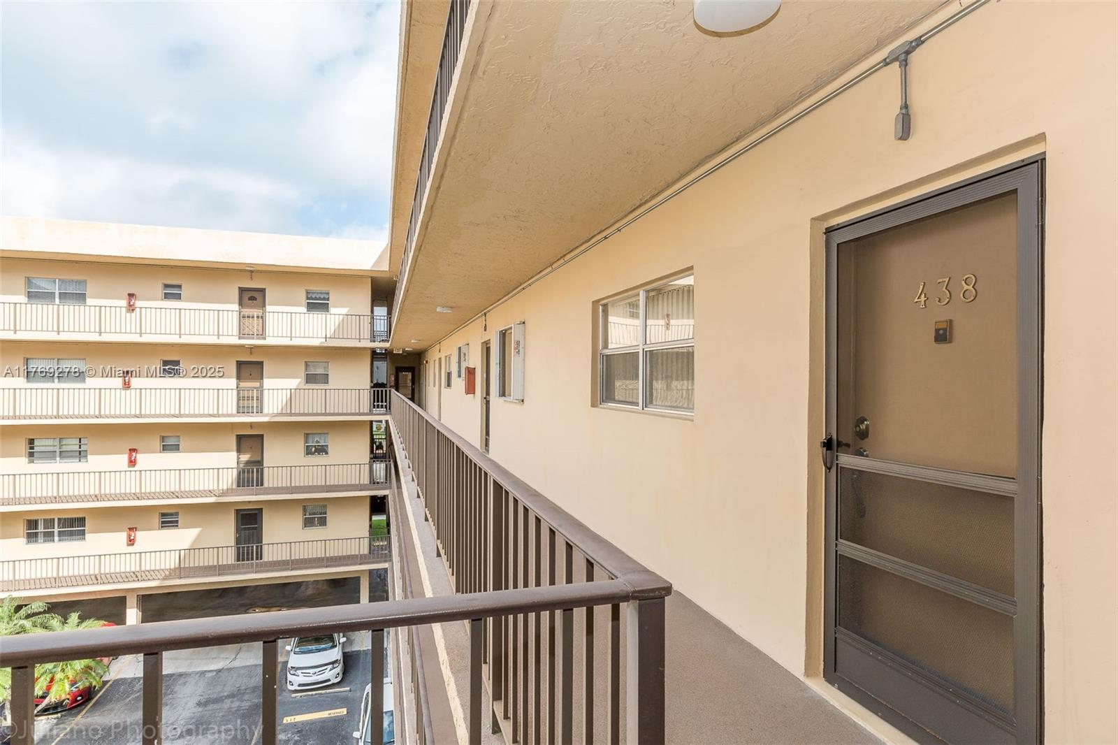 LE CARTIER CONDO - Residential