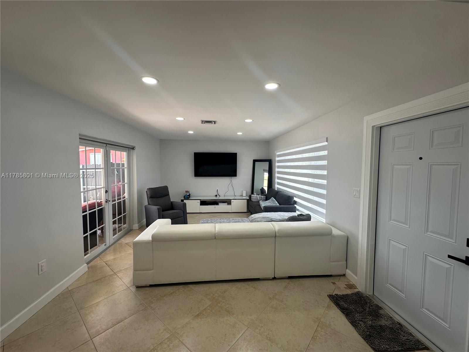 MIRAMAR SEC 9 - Residential