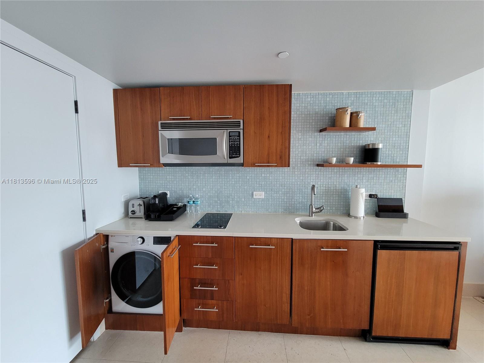 CENTRAL CARILLON BEACH CO - Residential