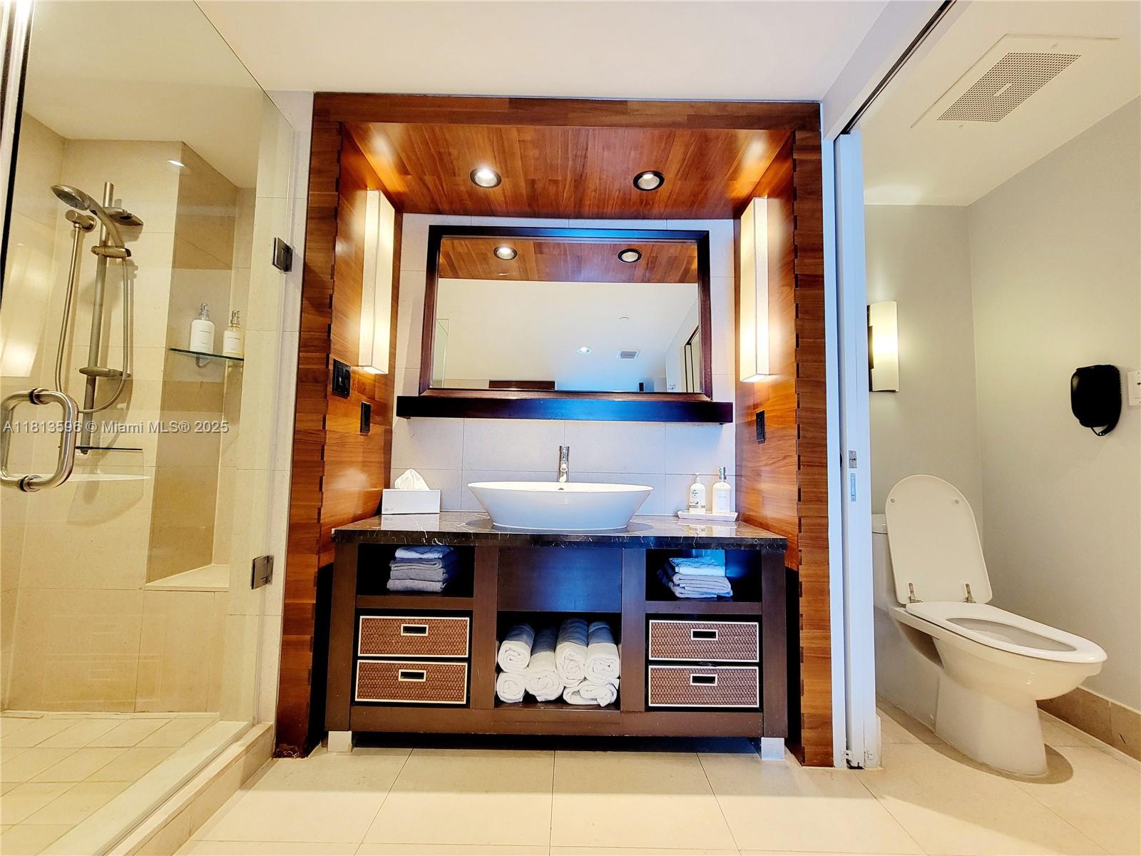 CENTRAL CARILLON BEACH CO - Residential