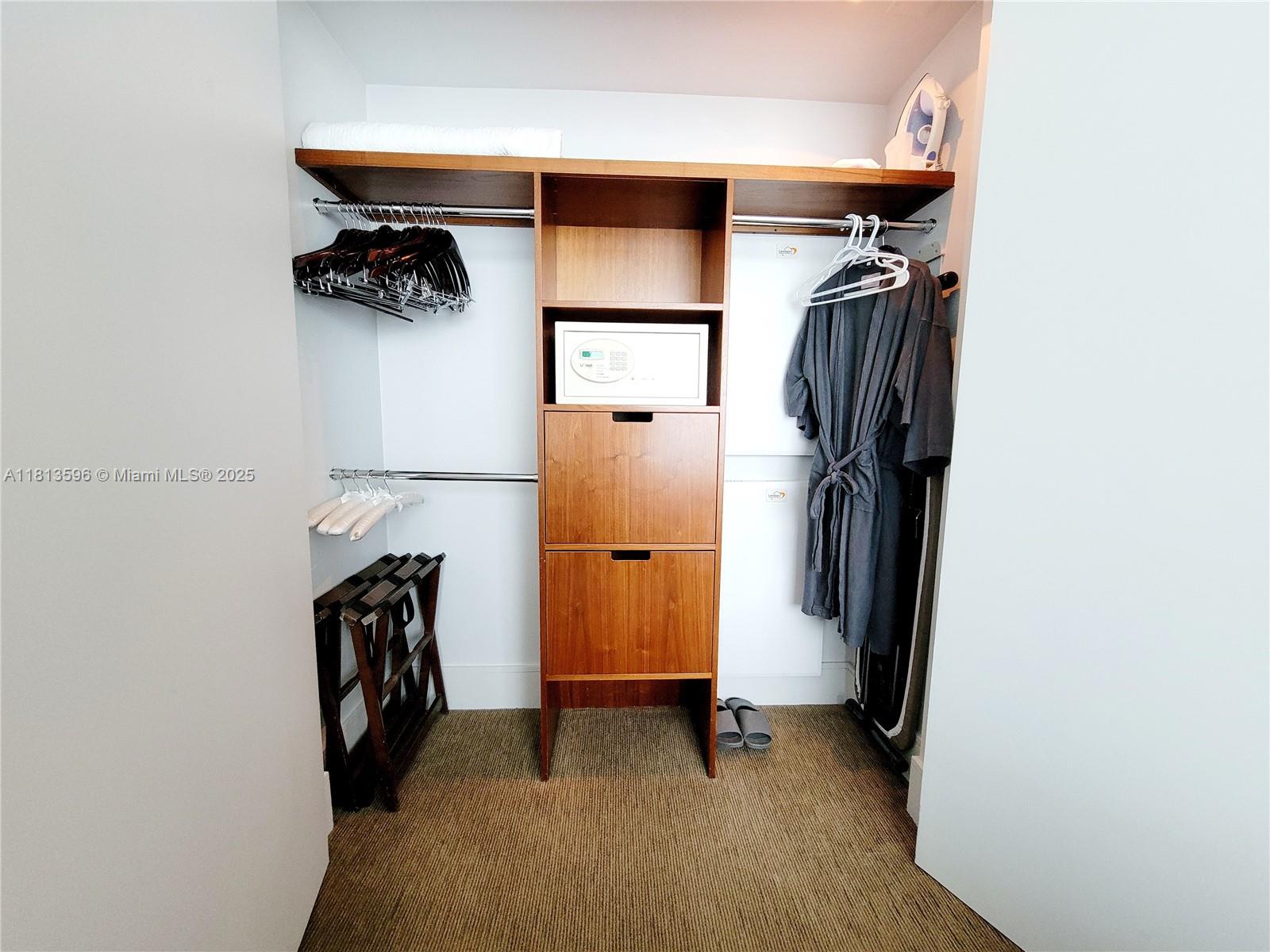 CENTRAL CARILLON BEACH CO - Residential