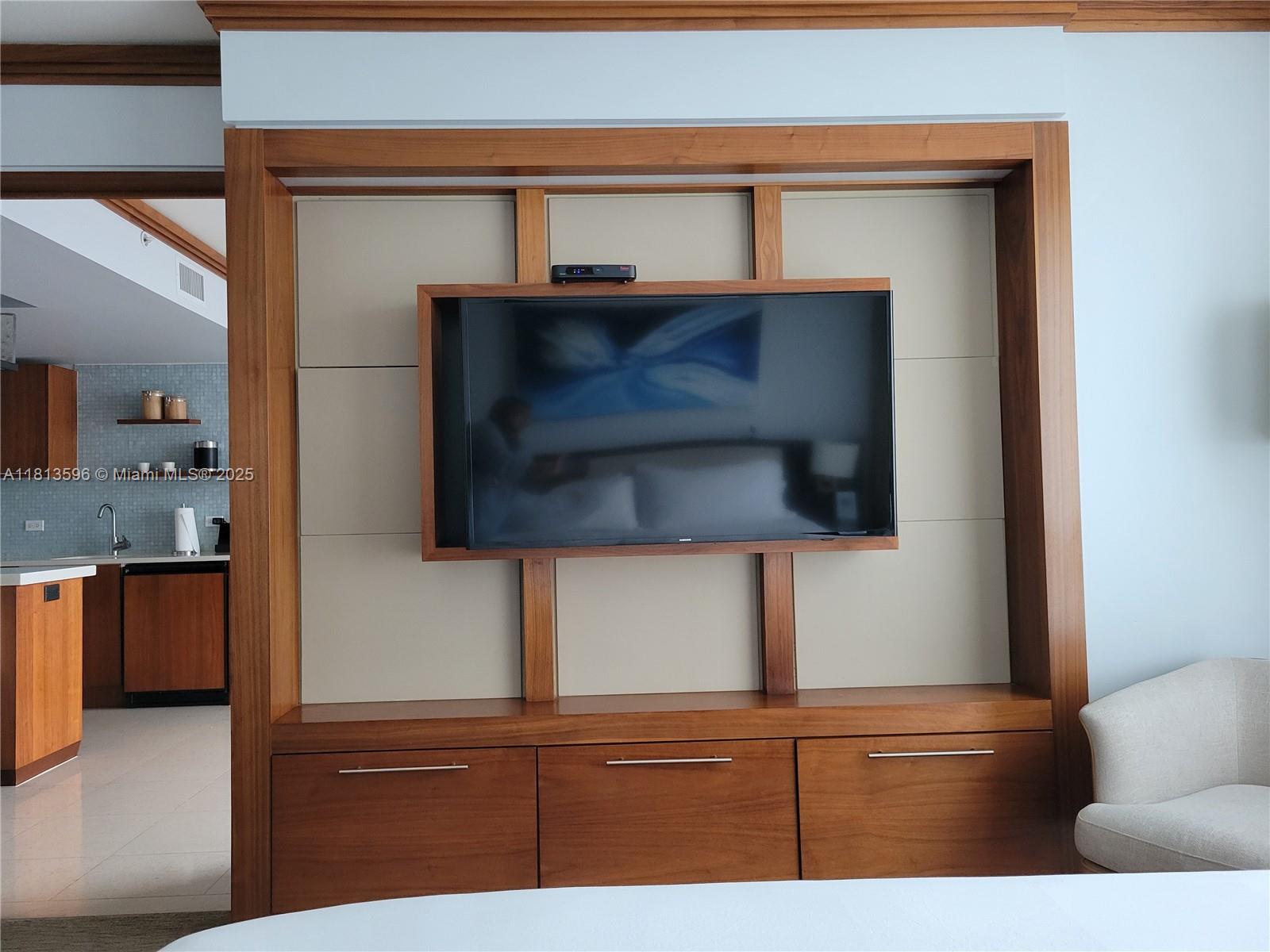 CENTRAL CARILLON BEACH CO - Residential