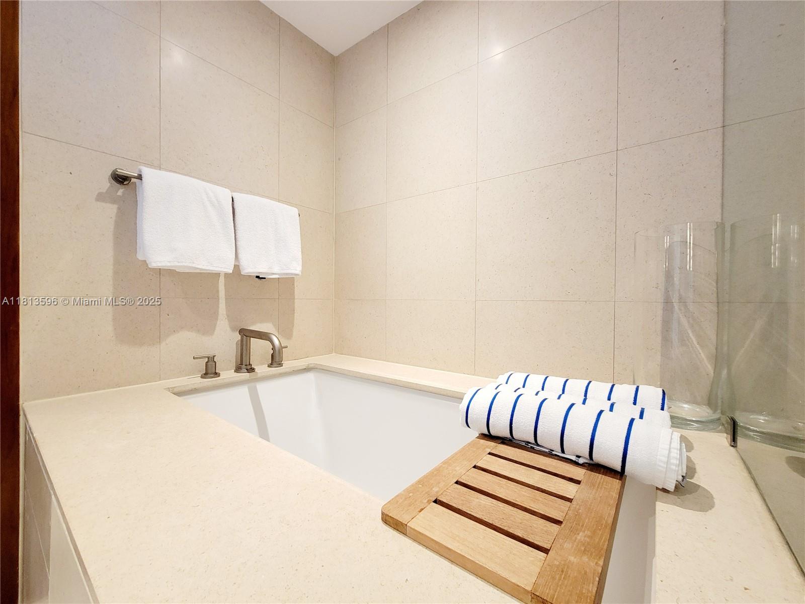 CENTRAL CARILLON BEACH CO - Residential