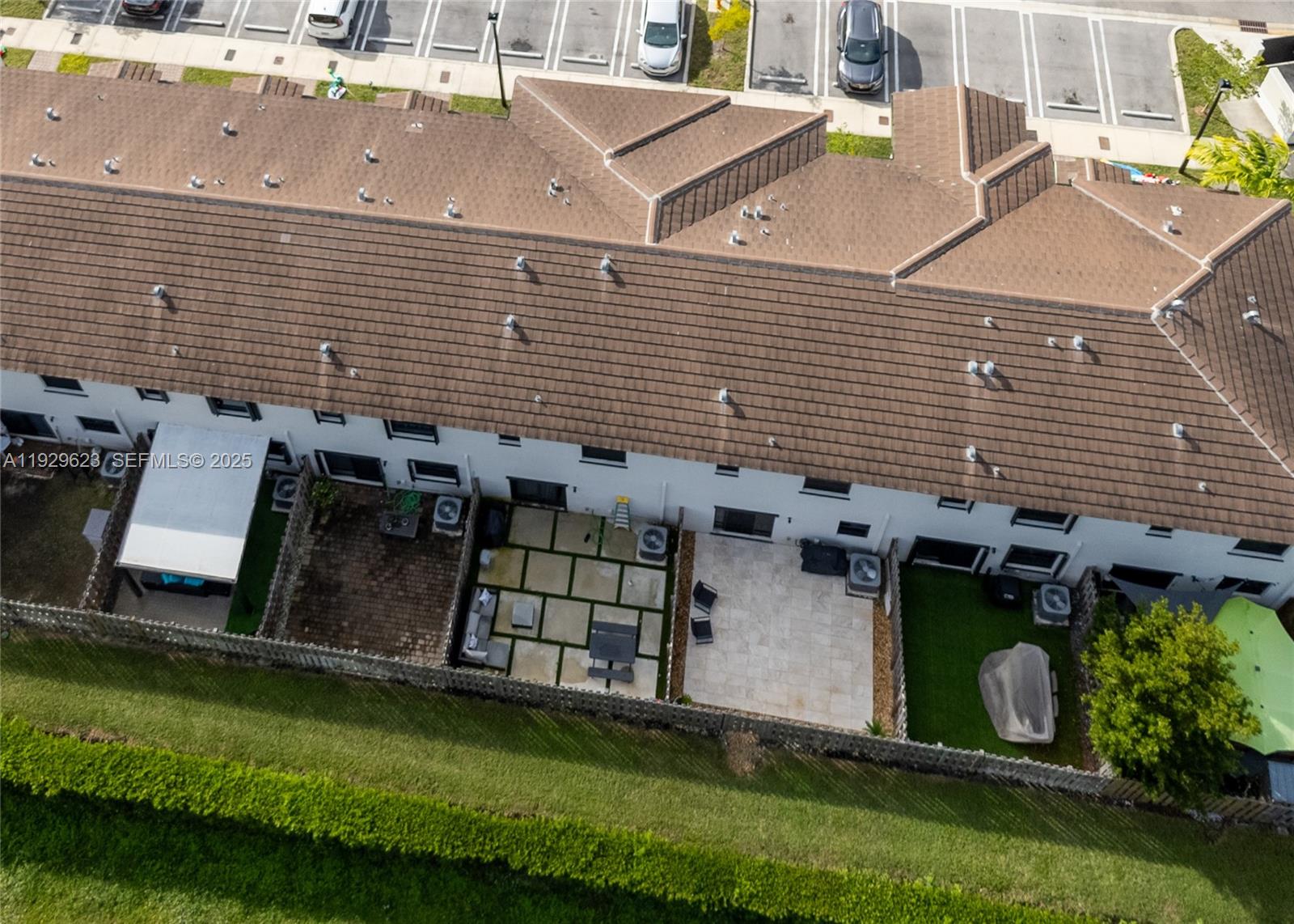 ENCLAVE SOUTH PHASE 2 - Residential