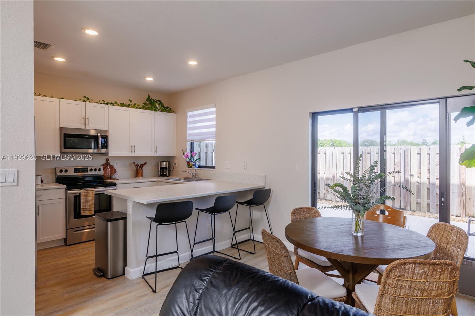 ENCLAVE SOUTH PHASE 2 - Residential