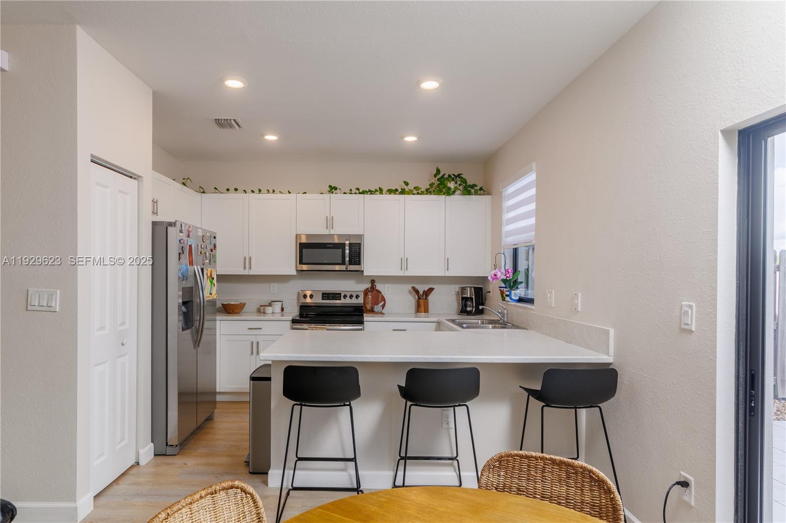 ENCLAVE SOUTH PHASE 2 - Residential