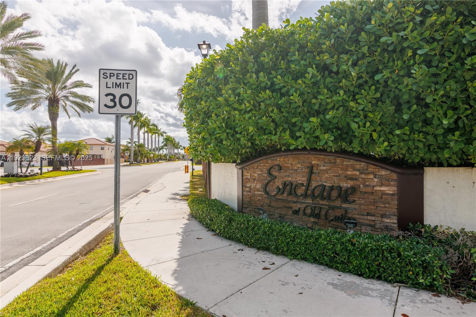 ENCLAVE SOUTH PHASE 2 - Residential