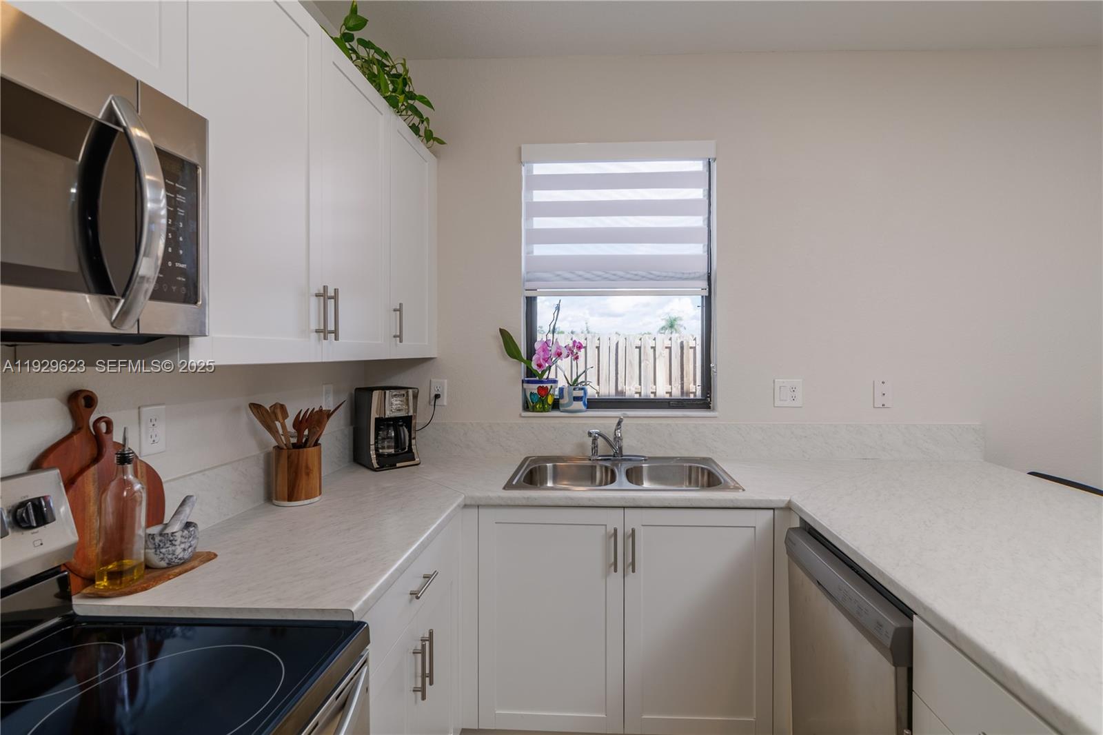 ENCLAVE SOUTH PHASE 2 - Residential