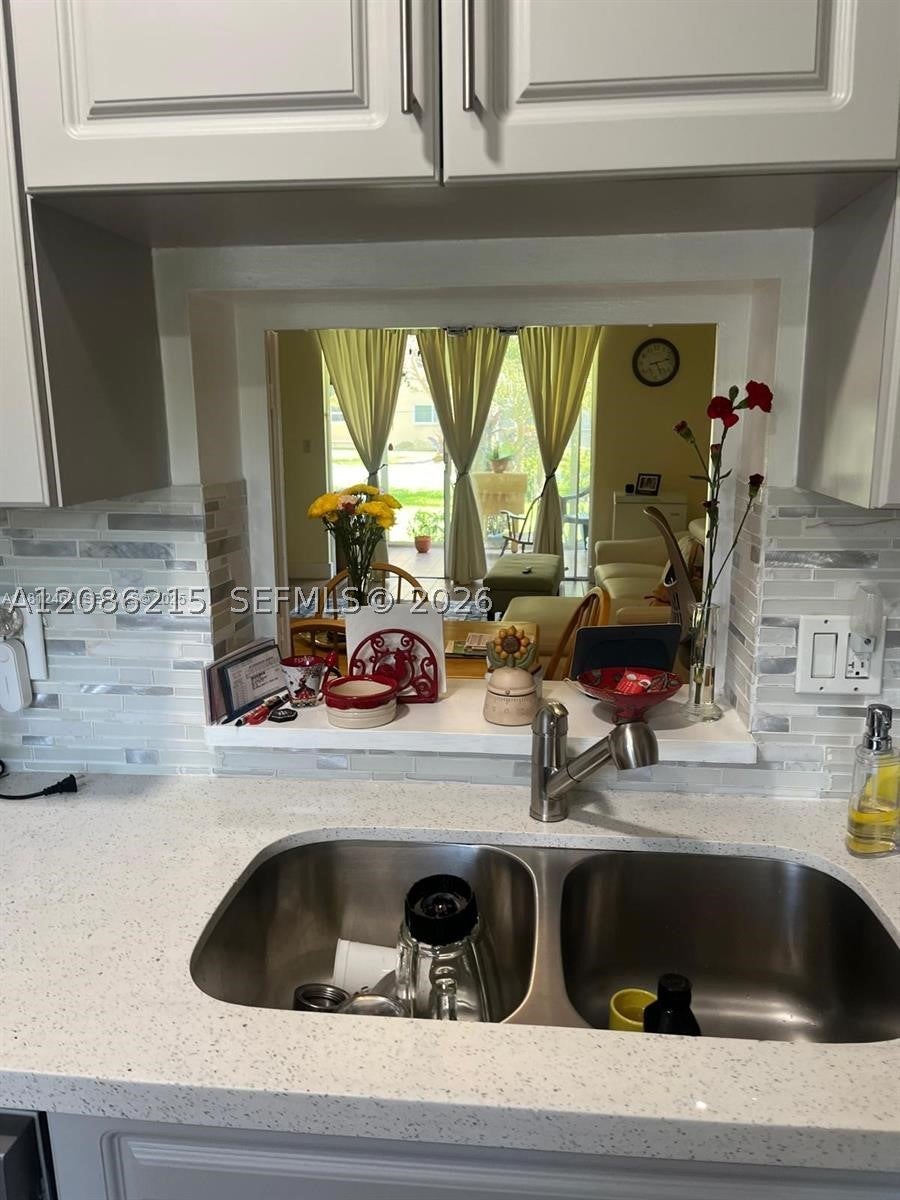 620 NE 12th Ave 107