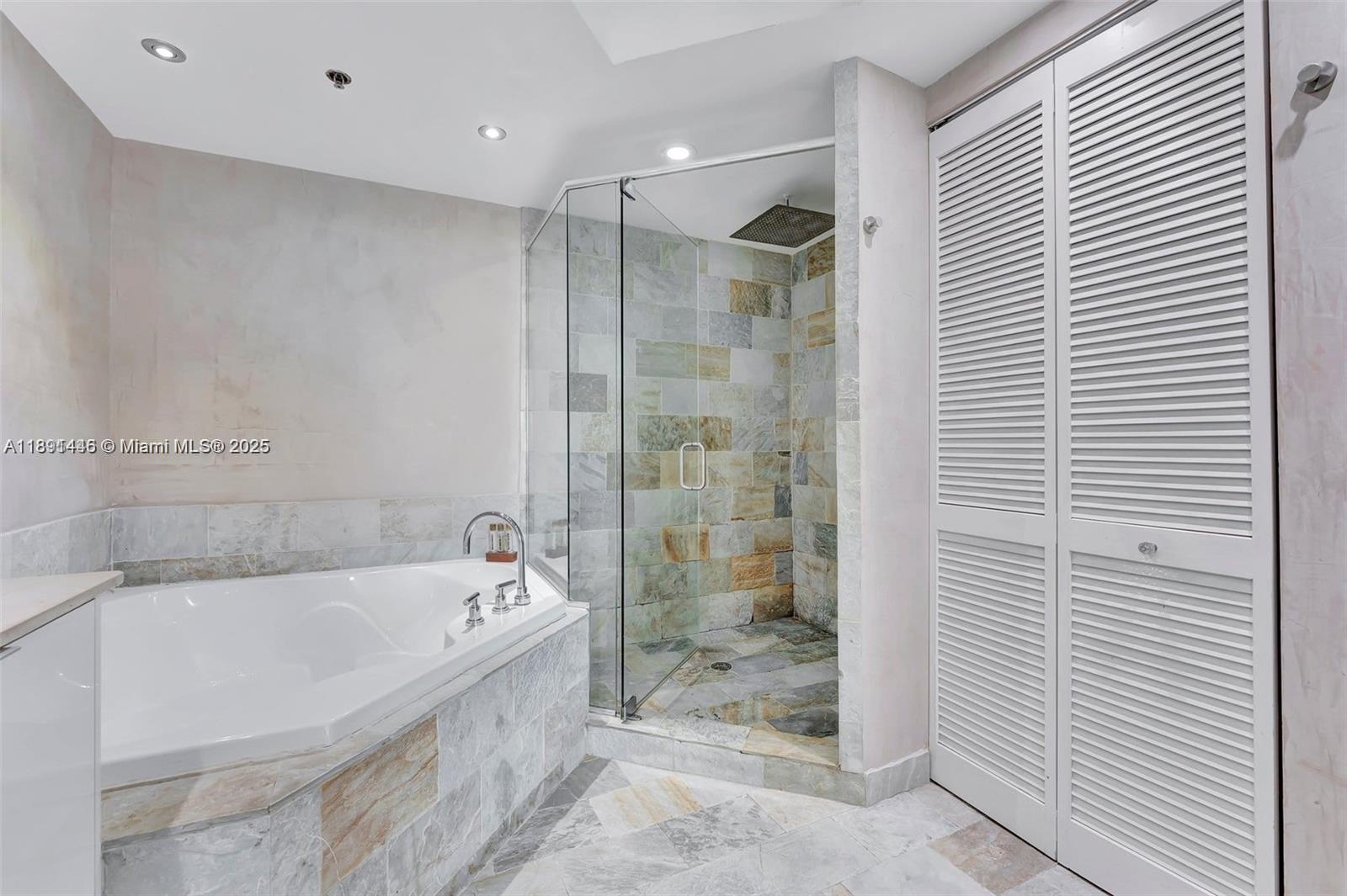 TAO SAWGRASS CONDOMINIUM - Residential