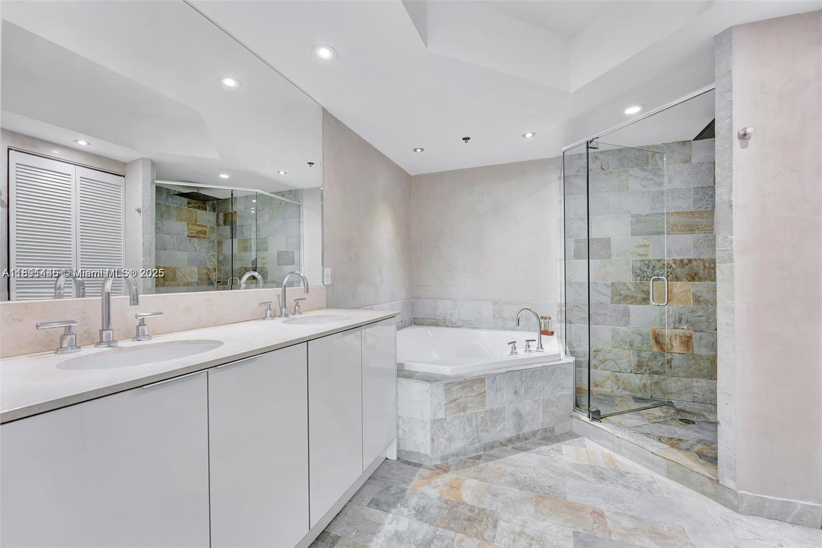 TAO SAWGRASS CONDOMINIUM - Residential