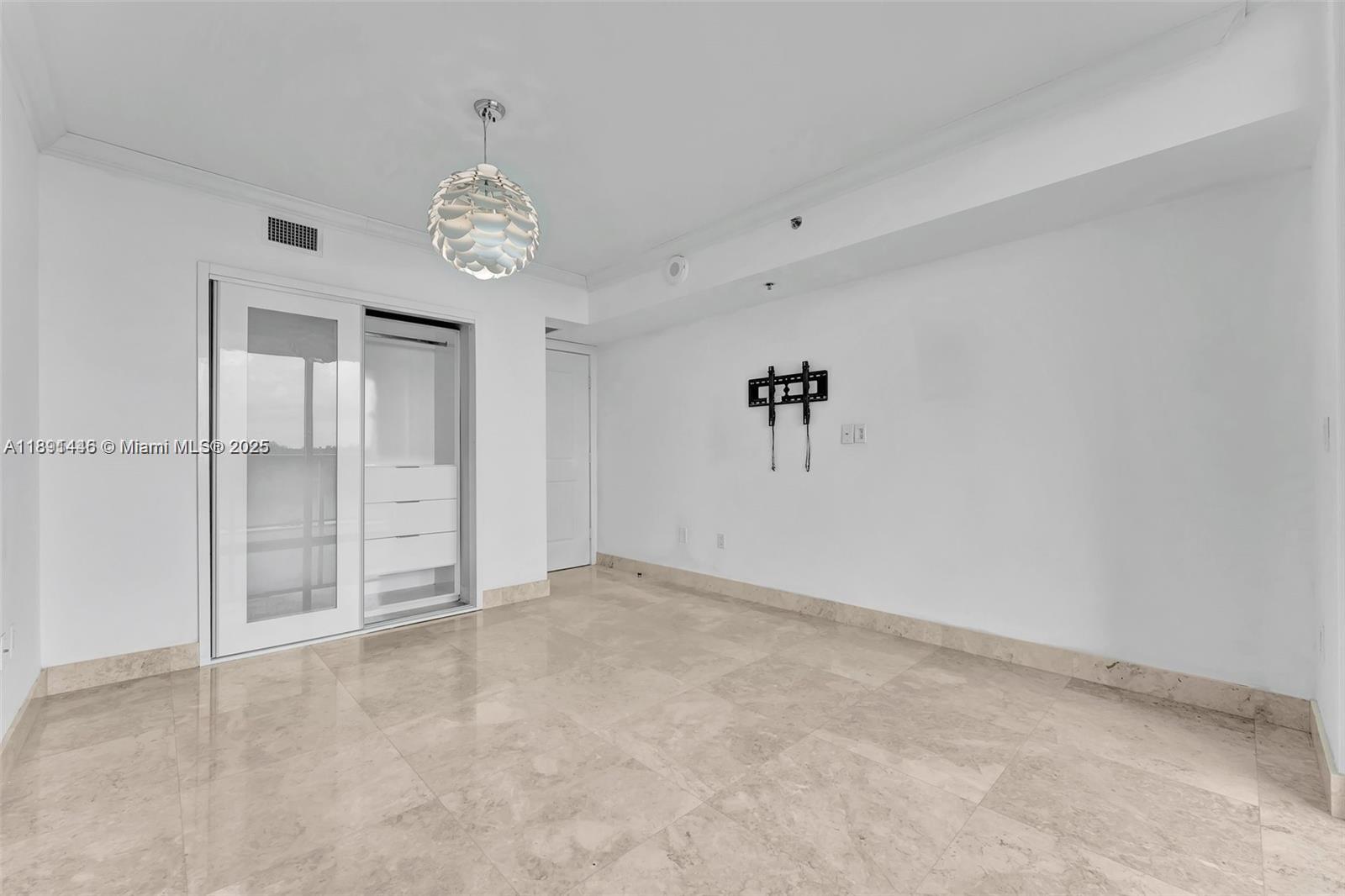 TAO SAWGRASS CONDOMINIUM - Residential
