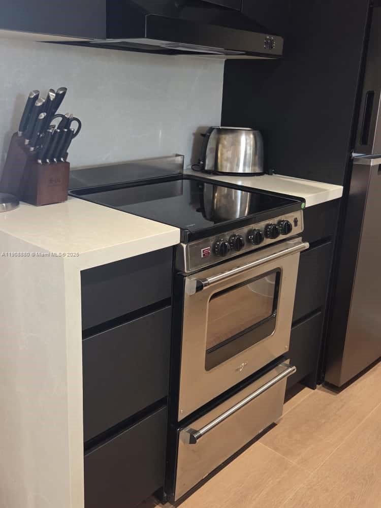 SPANISH TRACE CONDO - Residential Lease