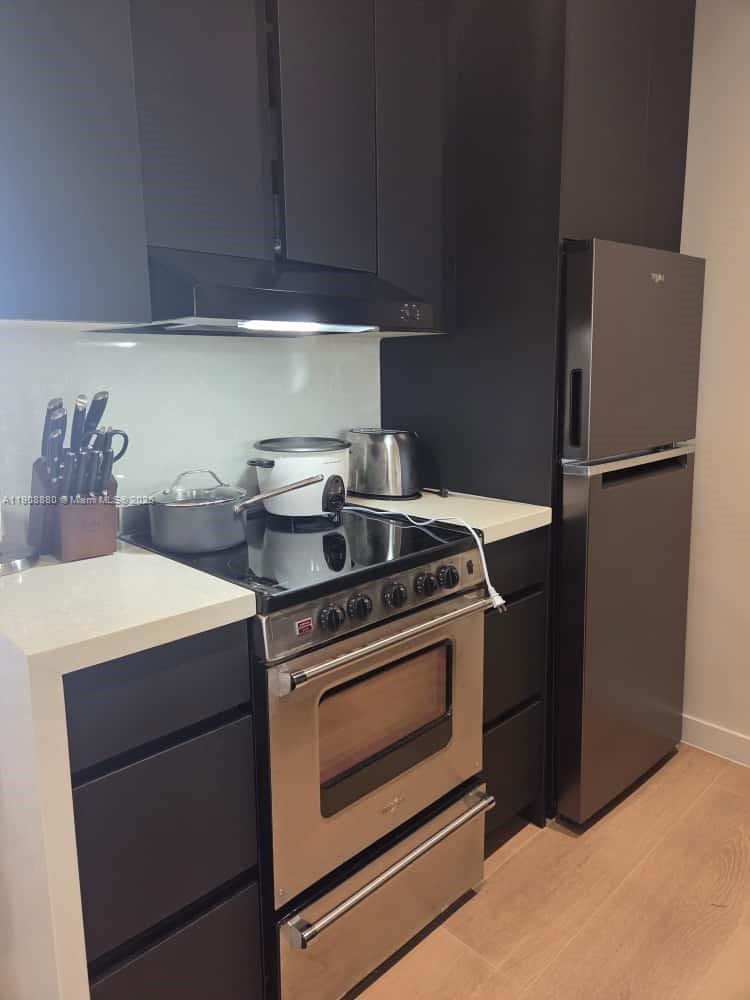 SPANISH TRACE CONDO - Residential Lease