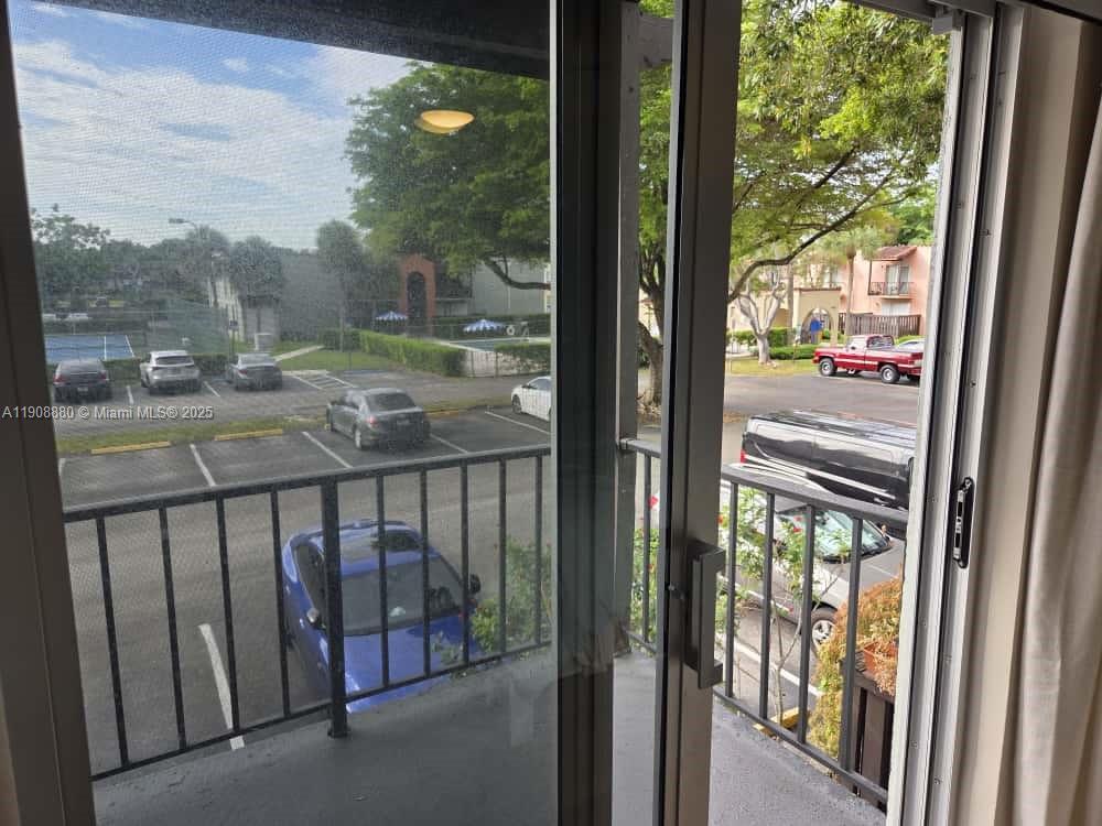 SPANISH TRACE CONDO - Residential Lease