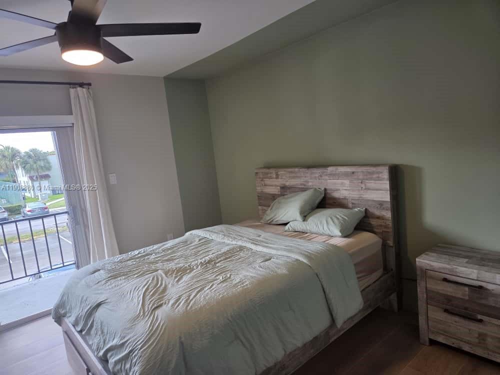 SPANISH TRACE CONDO - Residential Lease