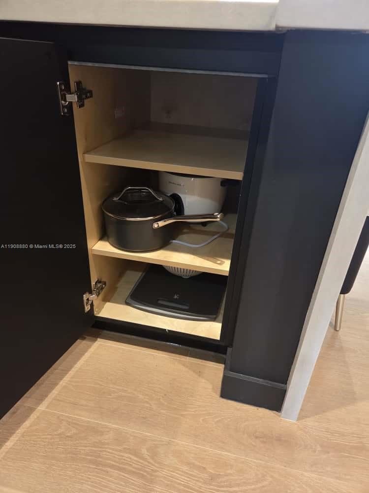 SPANISH TRACE CONDO - Residential Lease